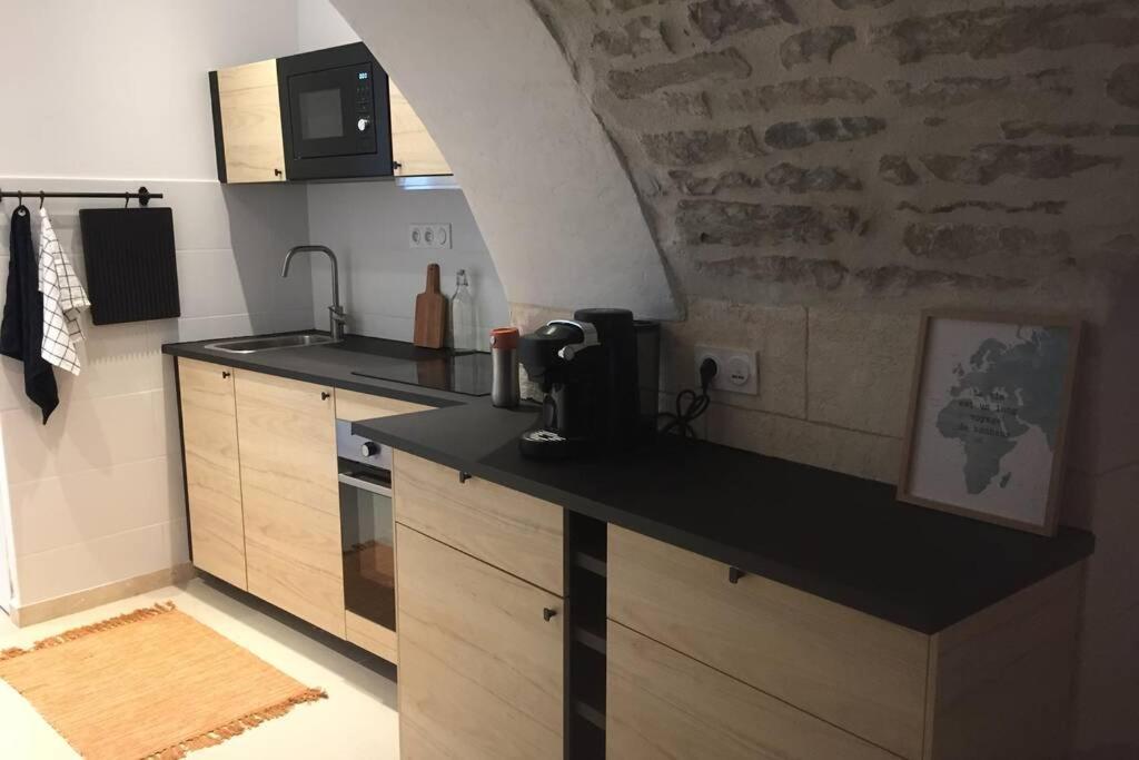 Apartament Studio Tout Equipe Marguerittes Zewnętrze zdjęcie