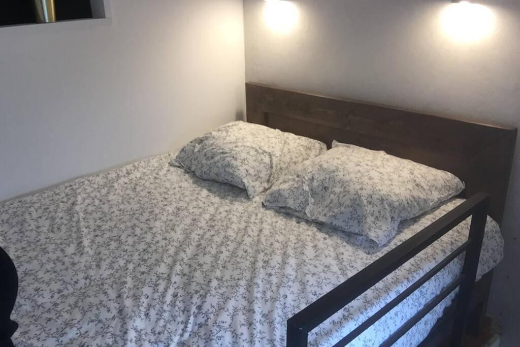 Apartament Studio Tout Equipe Marguerittes Zewnętrze zdjęcie