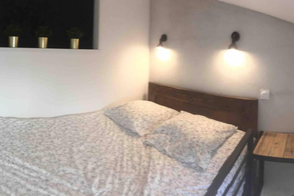 Apartament Studio Tout Equipe Marguerittes Zewnętrze zdjęcie
